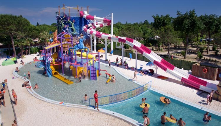 union_lido_zwembad_waterglijbanen.jpg