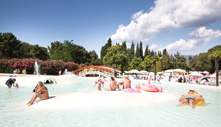 Norcenni Girasole Club Tuscany Italy Gustocampcouk