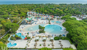 Camping Union Lido Mare pool area Gustocamp